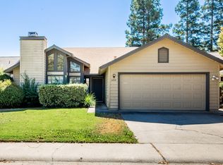6104 Pine Vista Way, Elk Grove, CA 95758