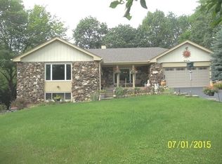 2414 Timber Trail Dr, Prairie Grove, IL 60012