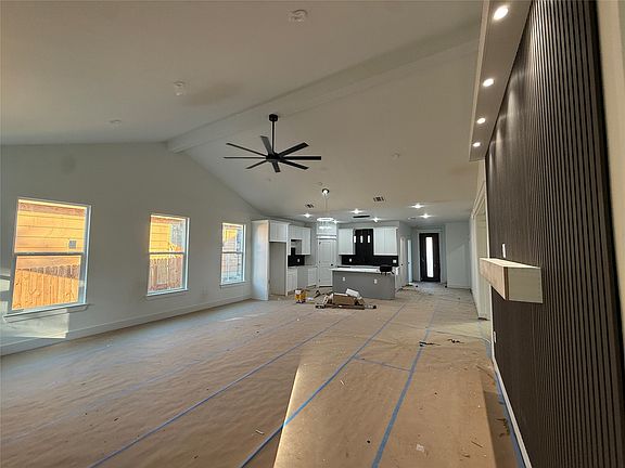 4th image of 5803 Plum Dale Rd