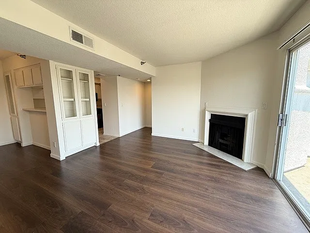 Midvale Towers — Photo 236
