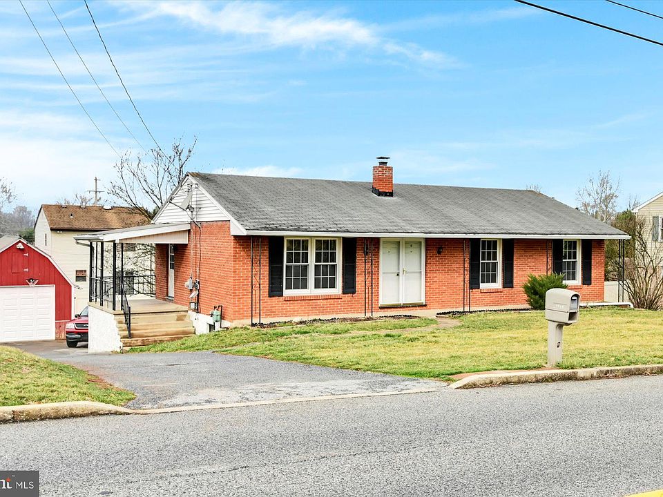 2449 Loucks Rd, York, PA 17408 Zillow