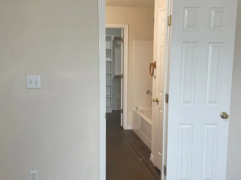 2449 Patriot Commons Rd — Photo 17