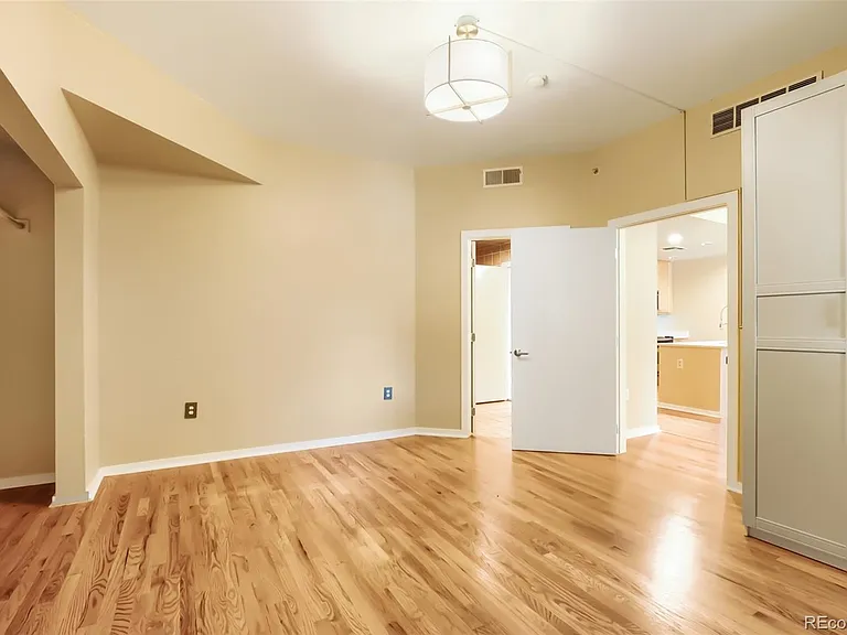 275 S Harrison St #107 — Photo 11