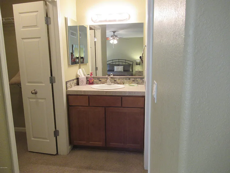 6651 N Campbell Ave #124 — Photo 12