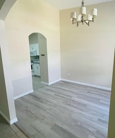 5906 Springview Dr — Photo 10