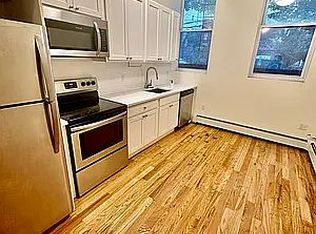 315 Van Brunt St #GF, Brooklyn, NY 11231