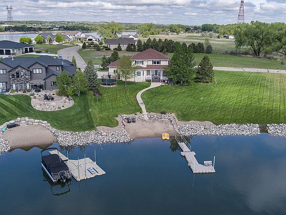 5th image of 6509 Misty Waters Dr