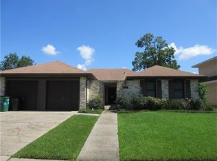 433 Lynnmeade Dr, Gretna, LA 70056