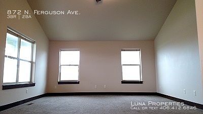 4th image of 872 Ferguson Ave