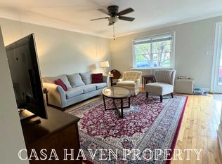 502 W G St #B, Elizabethton, TN 37643