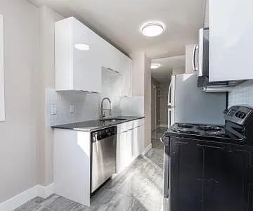 Sandison — Photo 3