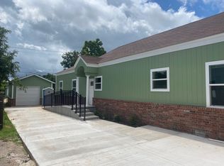 1618 8th St #1, Woodward, OK 73801