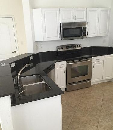 5th image of 11010 NW 86th Ter