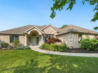 2106 Lake Ridge Dr, Fort Wayne, IN 46804