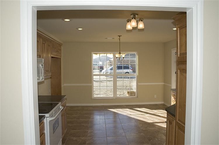 2nd image of 1217 Willow Park Dr