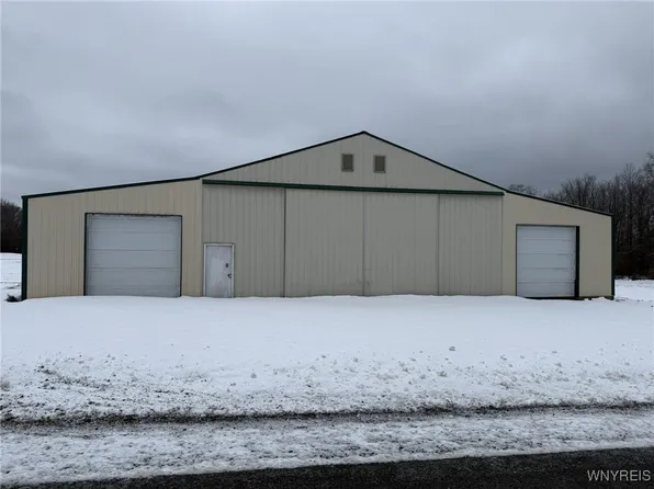 5417 Weaver Rd, Bemus Pt, NY 14712