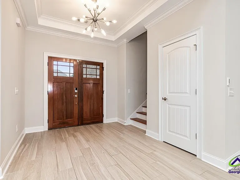 101 Georgia Dean St — Photo 12