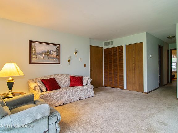 2nd image of 698 Greenfield Ct APT C1