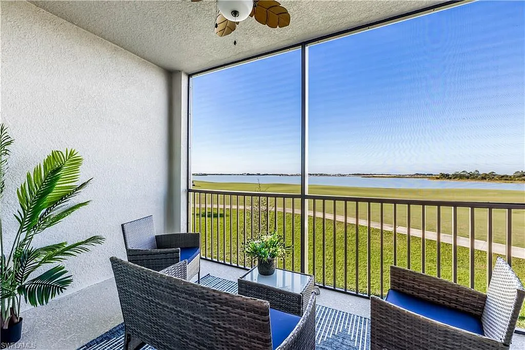 2 bed, 2.0 bath, 1170 sqft, $6,000 — Photo 1