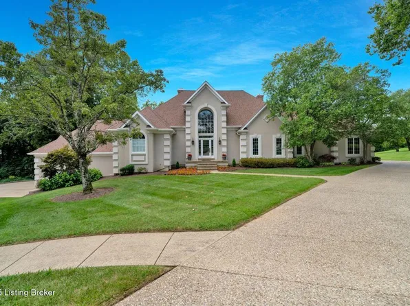 1300 Somerhill Pl, Anchorage, KY 40223