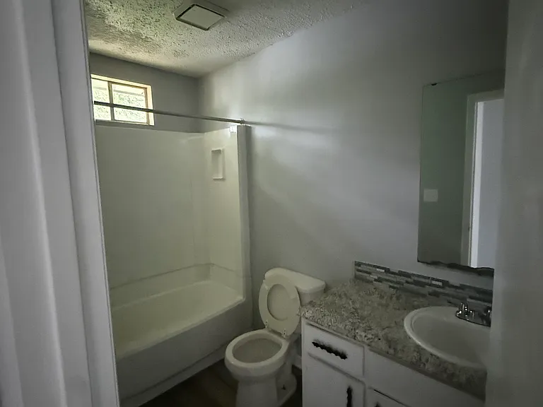 4401 Patton Rd SW #5 — Photo 2