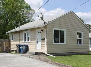 3216 N Union St, Des Moines, IA 50316