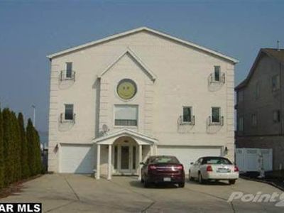 28887 Lowell St, Gibraltar, MI, 48173