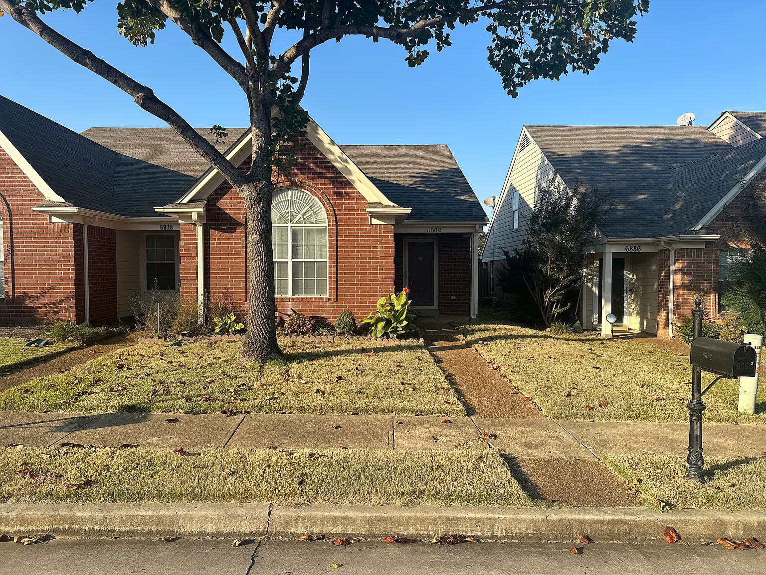 2 bed, 1177 sqft, $1,600 — Photo 1