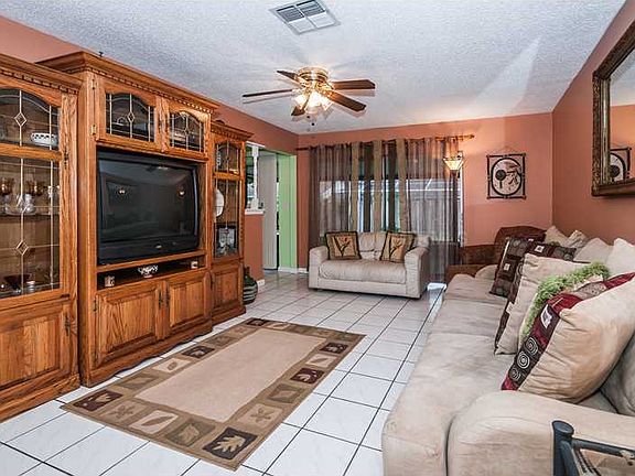 4th image of 10076 85th St