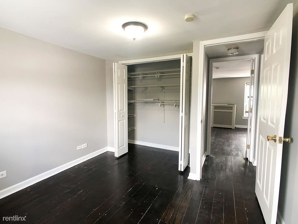 1st image of 123 Dupont St #B