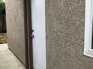 905 S K St #B, Oxnard, CA 93030