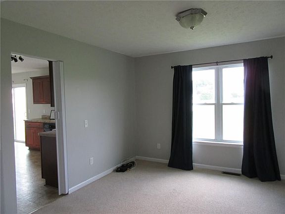 5th image of 39 Westcombe Park