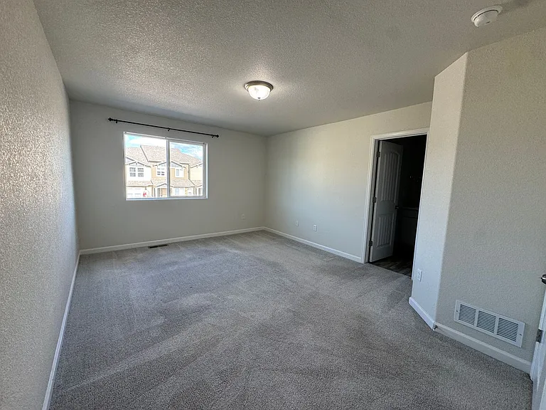 894 Petra Hts — Photo 10