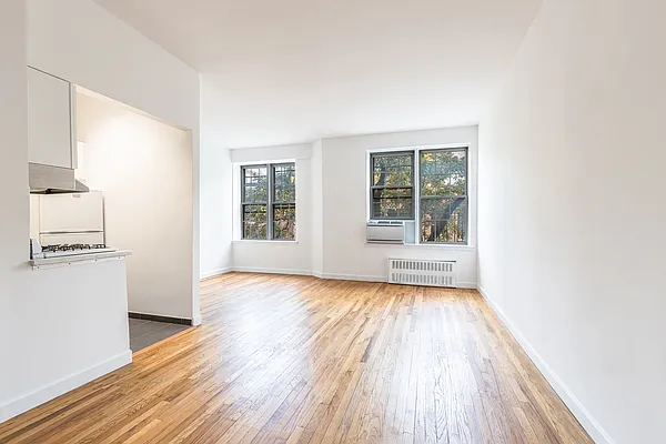 Rented by Compass | media 7