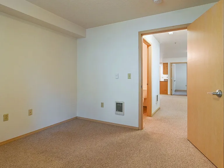 Hays Apartments — Photo 4
