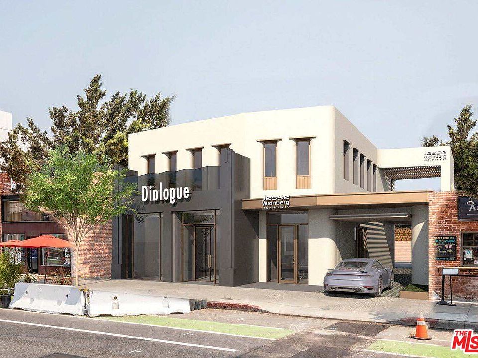 1st image of 2803 Main St