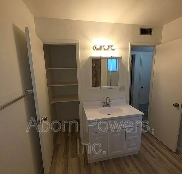 1255 & 1275 Williams Way #1275-9 — Photo 9
