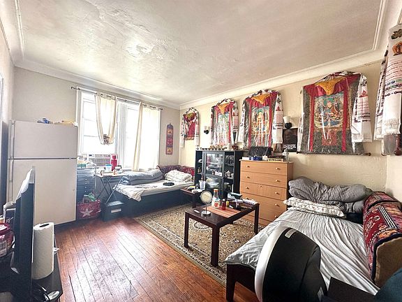 2nd image of 55 Tonnelle Ave #603