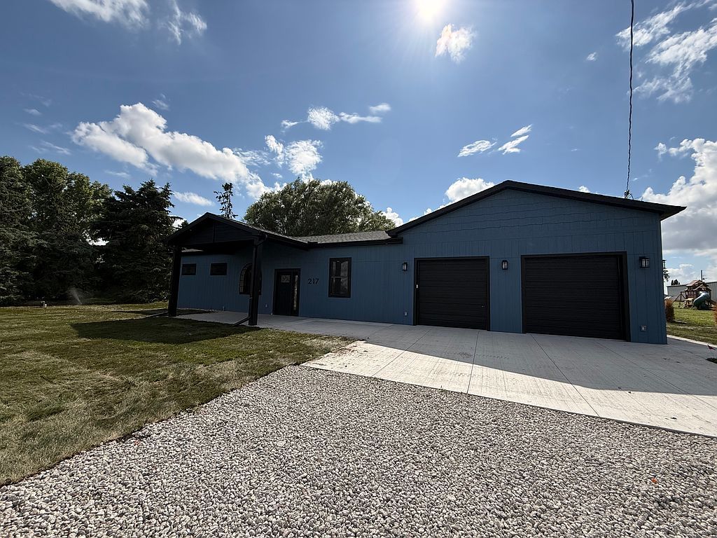 217 N Cherry St - Property Image