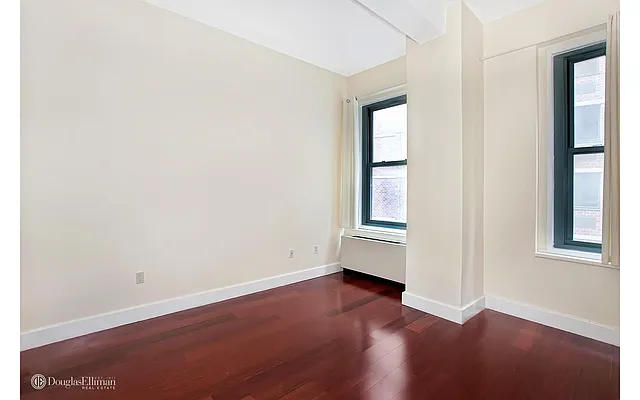 Rented by Douglas Elliman | media 19