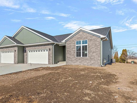 2nd image of 3801 Sugar Loaf Dr