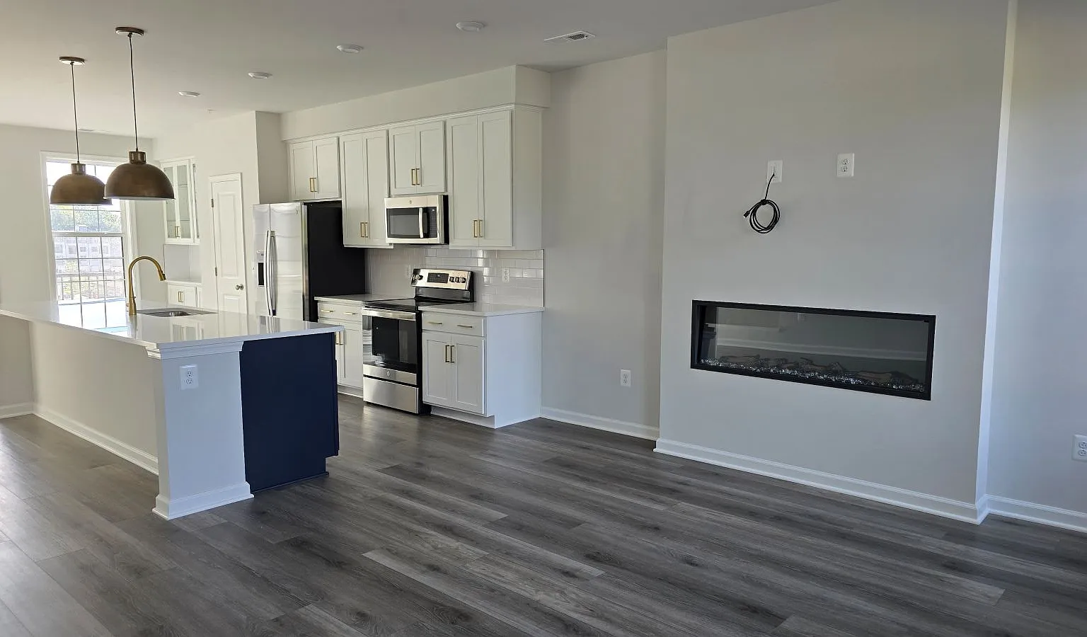 13366 Garland Ln — Photo 3
