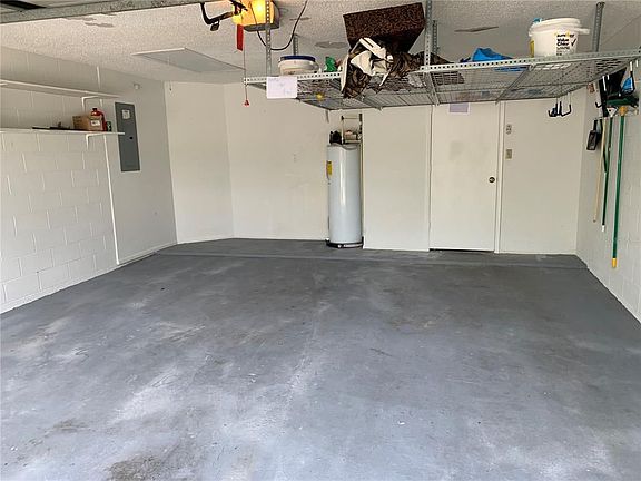 3rd image of 1021 Neely St
