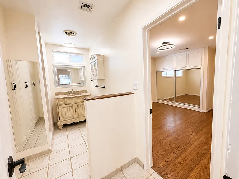 2859 N Brighton St — Photo 9