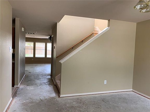 3rd image of 2708 Mesa Valley Dr