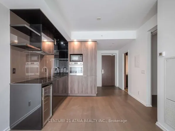 70 Temperance St, Toronto, ON