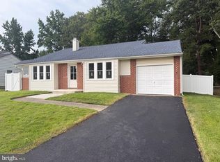 293 Somerset Rd, Deptford, NJ 08096