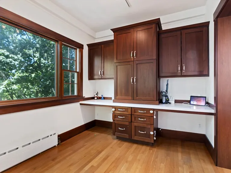 1442 E Federal Way — Photo 11