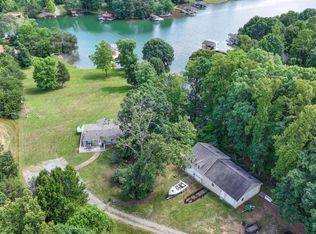 2834 Airport Rd, Moneta, VA 24121