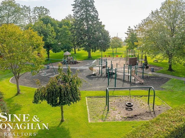 860 Neff Rd — Photo 45